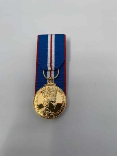 Queens Golden Jubilee Full Size Court Mounted Medal & Pin on Ribbon Brooch Bar