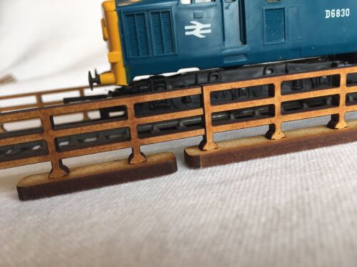 Set Of 16-260mm Laser Cut Railway Model Kit Train TR20 00//HO Gauge Fence Kit