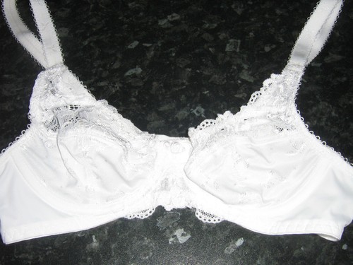 2 x Marks /& Spencer Bra size 32A..new....