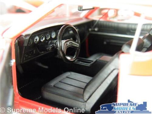 FORD GRAN TORINO STARSKY /& HUTCH MODEL CAR 1:24 SIZE AND LARGE GREENLIGHT T3
