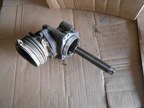 Honda TRX300 TRX 300 TRX300FW Four Trax 1988 center drive gearcase elbow engine