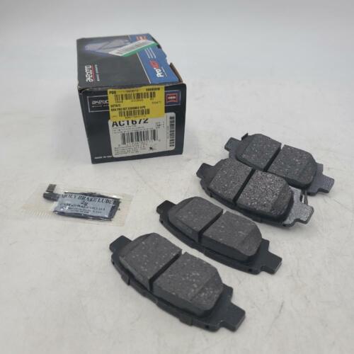 Akebono ACT672 Proact Ultra Premium Ceramic Disc Brake Pad kit 