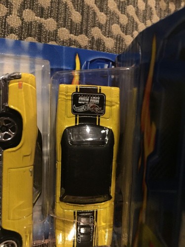 Hot Wheels Hot Rod Magazine /'70 Plymouth Road Runner #110 Yellow