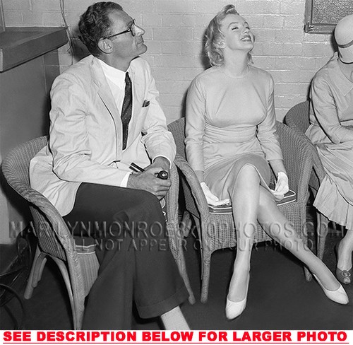 MARILYN MONROE CROSSLEGGED with ARTHUR 1xRARE5X7 PHOTO