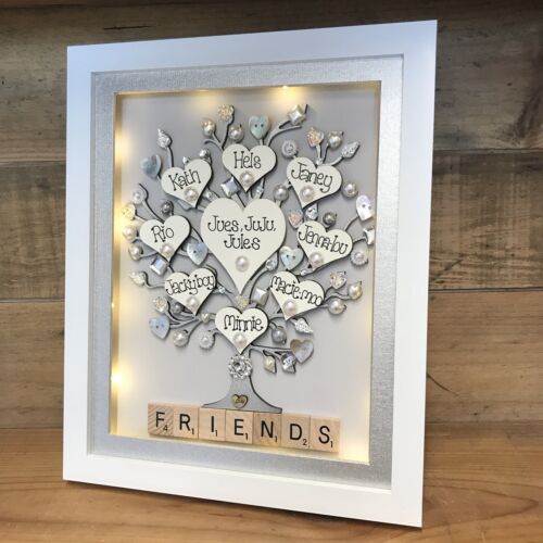PERSONALISED LED LIGHT BOX FRAME LARGE FAMILY TREE FRIENDS SCRABBLE CHRISTMAS