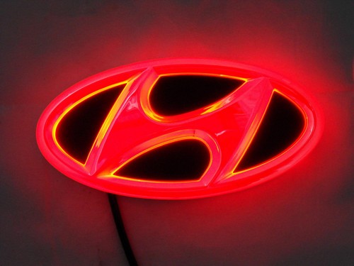 NEW Backlit Chrome /& RED LED Oval Badge Emblem Lamp For Hyundai™ Free Ship
