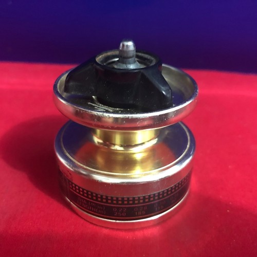 Unidentified Band Hi Speed Spinning Fishing Spool Gear ratio 1.5:1
