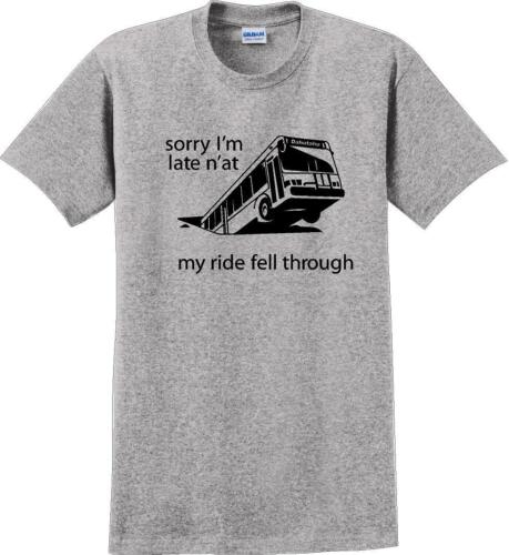 Pittsburgh Bus in Sinkhole dahntahn n/'at funny T-Shirt