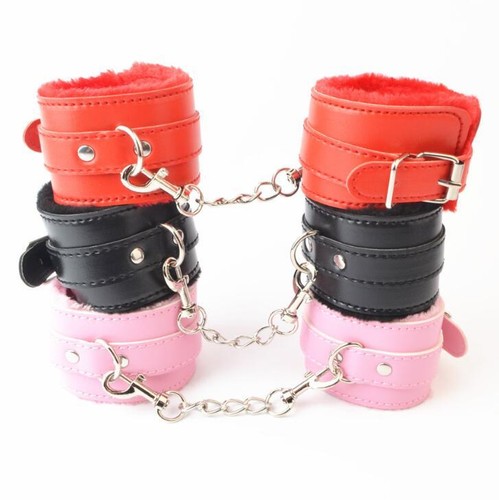 Cuero Ajustable esposas Piel Suave Fuerte durable puños Brazalete Multifuncional