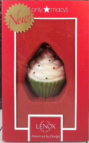 Retail $60.00 Lenox Cupcake Macy’s Exclusive Christmas Tree Ornament New in box 