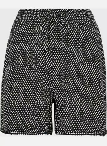 M/&S Black//White Polka Dot High Waist Shorts size 12