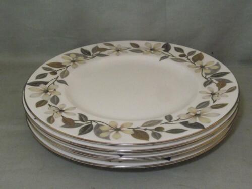 Lot of 6 Wedgwood Beaconsfield Dinner Plates 10¾" 