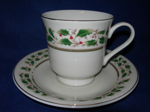 Royal Limited Holly Holiday Footed Cup and Saucer//s Japan Gold Backstamp