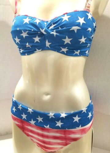 New Sunsets Icon Twist Swim Suit Born Free //4th Of July Top Size 34D Red//Blue//Wh