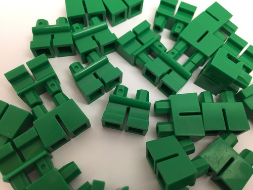 2 Pieces Per Order NEW GREEN Short Mini Figure Legs LEGO