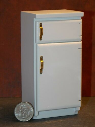 Dollhouse Miniature Refrigerator Kitchen 1:12 one inch scale P30 Dollys Gallery