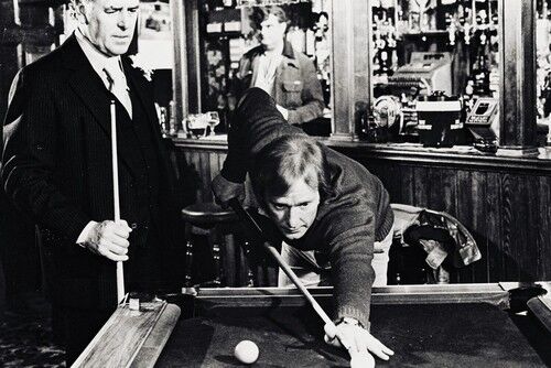 Dennis Waterman George Cole Minder 11x17 Mini Poster playing pool in bar pub