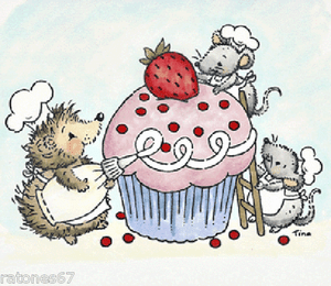 New Stampavie CRITTERS DECORATING A CUPCAKE Clear Stamp Birthday