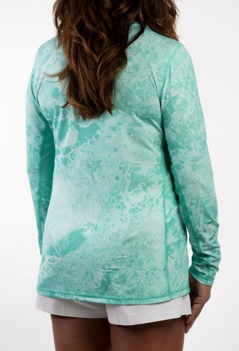 Mint Green UPF 30+ 8//10 Realtree Fishing™ Ladies WAV3 L//S Performance Tee M