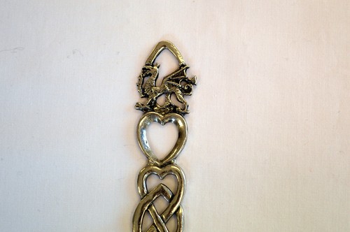 Welsh Dragon design pewter WELSH LOVE SPOON Cymru Wales
