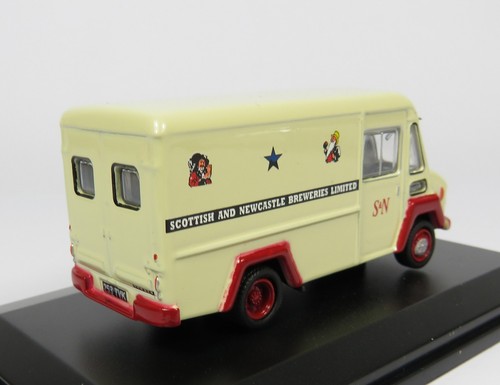 BNIB OO GAUGE OXFORD 1:76 76CWT004 COMMER WALK THRU SCOTTISH /& NEWCASTLE VAN