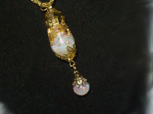 OPAL NECKLACE 14K GOLD LEAF FLAKES FIERY FLOATING OPALS IN GLASS GOLD FILIGREE