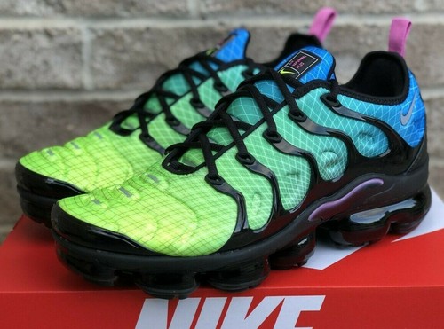 nike air vapormax plus blue and green