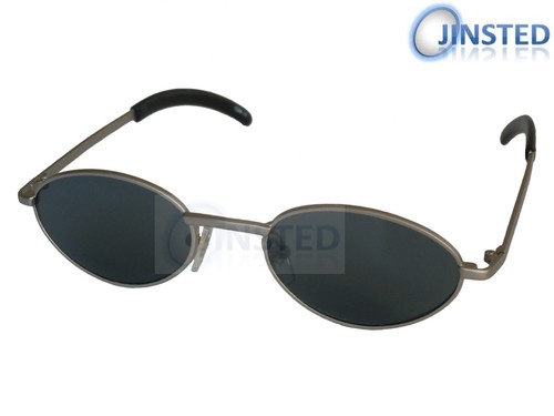 Lunettes de soleil de haute qualité Foncé Teinté Ovale Lentille Avec Cadre Argenté UV400 CL015