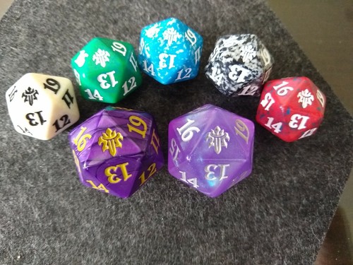 MTG 7 Dice SET Throne of Eldraine Magic Spindown D20 Die Oversized Purple Gift