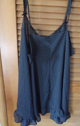 Details about   Womans black with white polkadot night gown chamise size 4x 