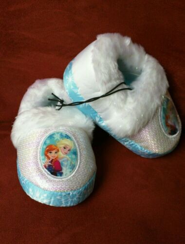 Elsa and Anna Details about  / NEW DISNEY Girls Slippers Frozen Toddlers size S 5-6