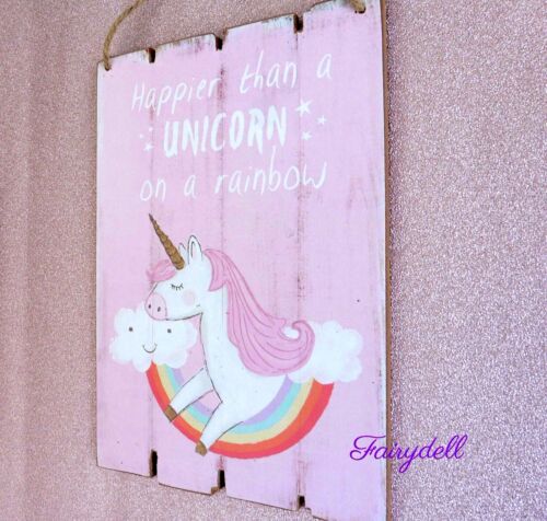 HAPPIER THAN A UNICORN ON A RAINBOW ~ SWEET MAGICAL WALL PLAQUE CHILD/'S ROOM