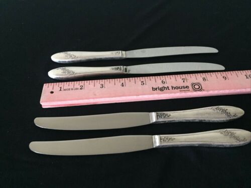 Oneida Community Tudor Plate Queen Bess lot of 4 dinner knives 9 1//2/" EUC...