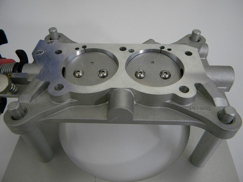 Holley QFT CCS 2 BBL 4412 80583-1 1.750 T//P Racing Circle Track Base Plate Assy