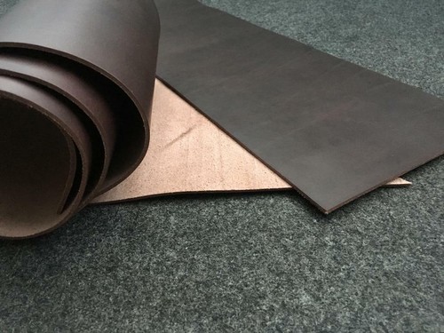 Cuir pièce//Buffle//bastelleder//Désir taille Marron Foncé Véritable Cuir 2-2,5 mm