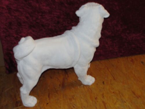 Mops Figur Tierfigur Lebensgroß Stehend Hund Skulptur Gartenfigur Deko Groß Weiß 