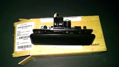92-05 ASTRO SAFARI NEW LH L DRIVER SIDE LEFT FRONT OUTSIDE DOOR HANDLE GM1310108