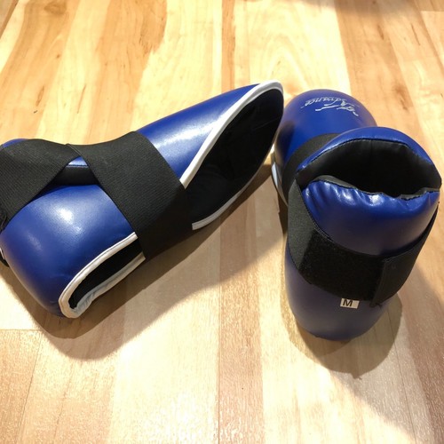 New MMA Gear Boxing Kicks guard Foot pad Gloves Sparring Adult blue M L