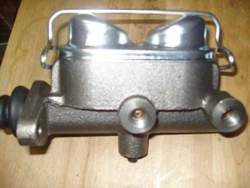 68 69 70 71 72 73 74 AMC AMX JAVELIN MASTER CYLINDER WITH DRUM BRAKES