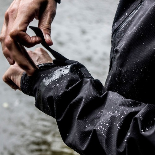Inov8 AT//C Protec Shell Mens Black Long Sleeve Full Zip Running Jacket Top