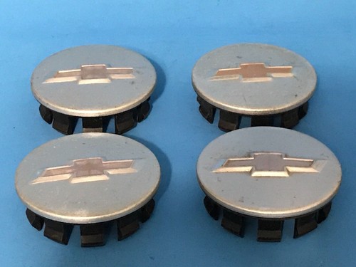 CHEVY CHEVROLET SONIC SILVER GENUINE FACTORY OEM CENTER CAPS 96 682 160 SET