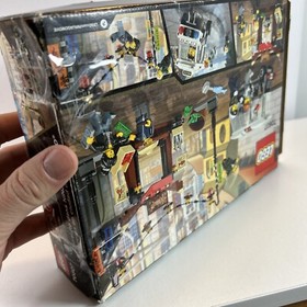 70607 LEGO Complete The Ninjago Movie City Chase minifigures box instructions