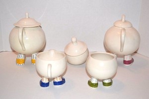 Lustre Pottery Vintage Carlton Ware Walking Ware 8 PCS Walking Ware England