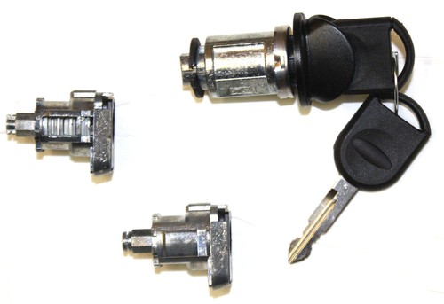 NEW FORD OEM IGNITION SWITCH LOCK CYLINDER PAIR DOOR LOCK W//2 H84-PT CHIP KEYS