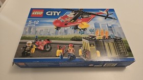 Lego City - Fire Response Unit (60108) - Near Complete, includes box and manuals