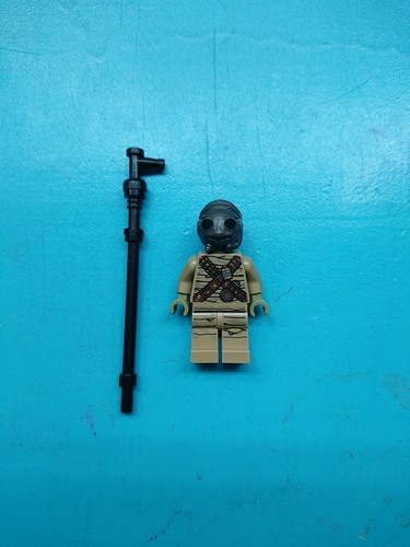 Lego Star Wars Force Awakens Minifigure Teedo with Staff 75148!