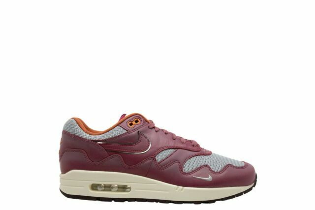 New Size 13 - Nike Max 1 Patta Waves Metallic Silver Rush Maroon WITH BRACELET