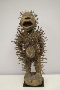 Congo-Kong-Tribe-African-Nail-Fetish-Male-Protection-Statue