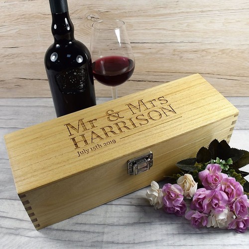 Mr /& Mrs Wedding Gift Personalised Wooden Wine Box