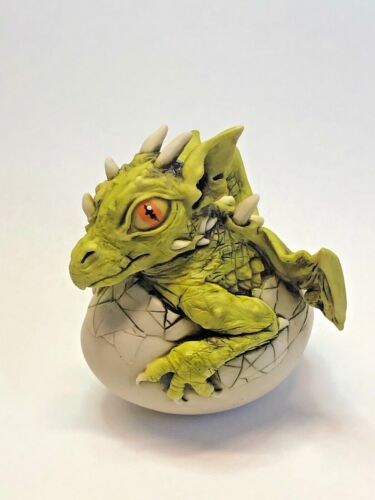 Details about  / Harmony Kingdom ar Neil Eyre Designs egg hatching baby dungeon dragon